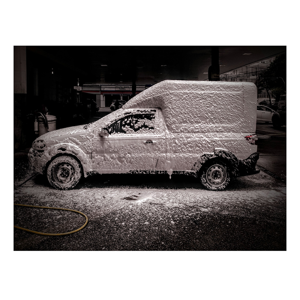 carro com espuma.jpg